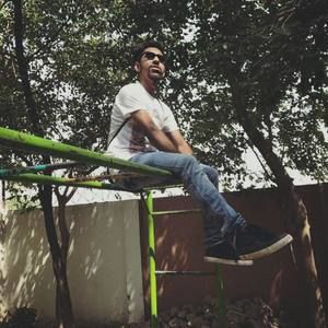 Meet your Posher, Zia